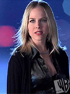 julie32.jpg